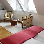 Und Gaestezimmer Korb Krumpendorf