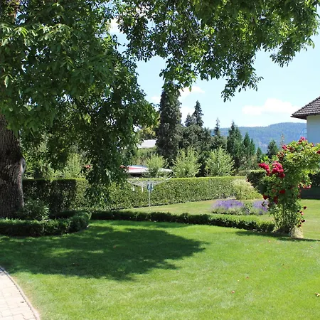 Гостевой дом Und Gaestezimmer Korb 3*