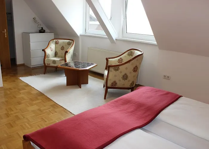 Und Gaestezimmer Korb Krumpendorf