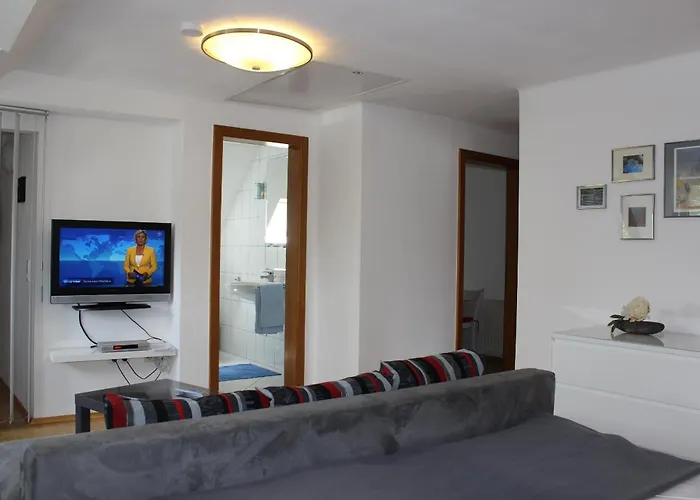 Гостевой дом Und Gaestezimmer Korb Крумпендорф