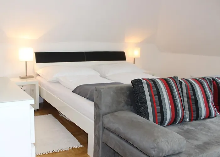 Und Gaestezimmer Korb Pensjonat